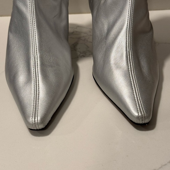 Angel Alarcon Pointed-Toe Kitten-Heel Boots - Picture 4 of 15